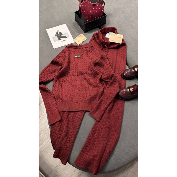 Костюм Miu Miu 