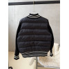 Стильная куртка Moncler