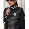 Стильная куртка Moncler