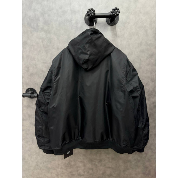 Бомбер Balenciaga 