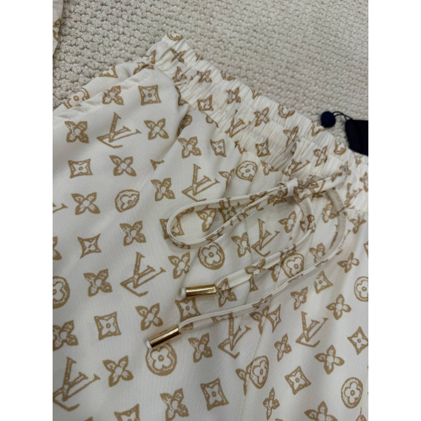 Костюм Louis Vuitton