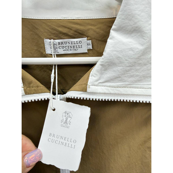 Стильная ветровка Brunello Cucinelli