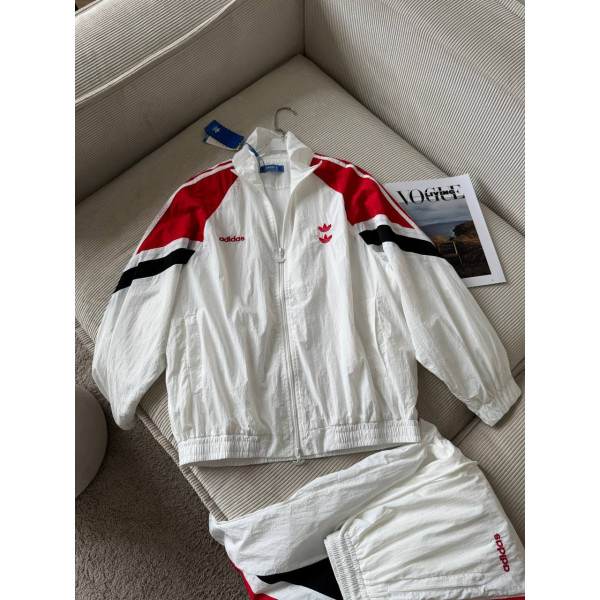 Костюм Adidas