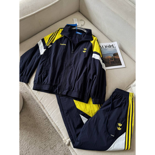 Костюм Adidas
