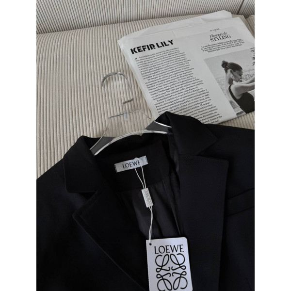Пиджак женский Loewe