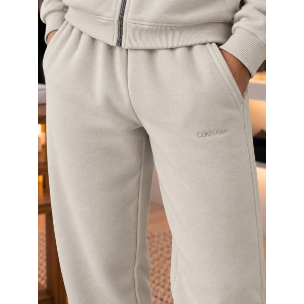 Костюм Calvin Klein